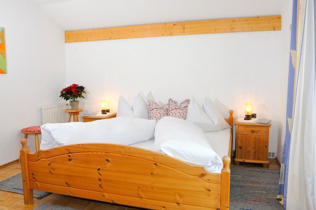 Haus Steinroeschen Apartment เซเฟลด์ อิน ทิโรล ห้อง รูปภาพ