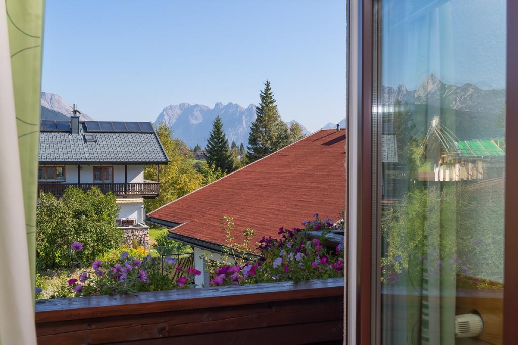 Haus Steinroeschen Apartment เซเฟลด์ อิน ทิโรล ภายนอก รูปภาพ