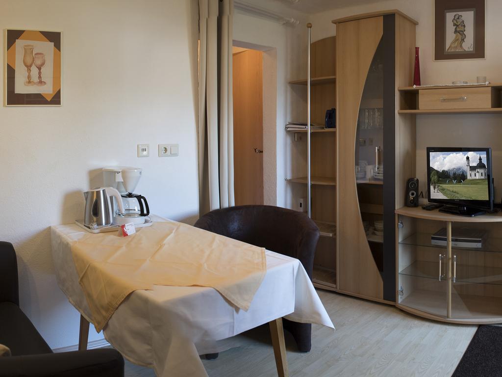 Haus Steinroeschen Apartment เซเฟลด์ อิน ทิโรล ภายนอก รูปภาพ